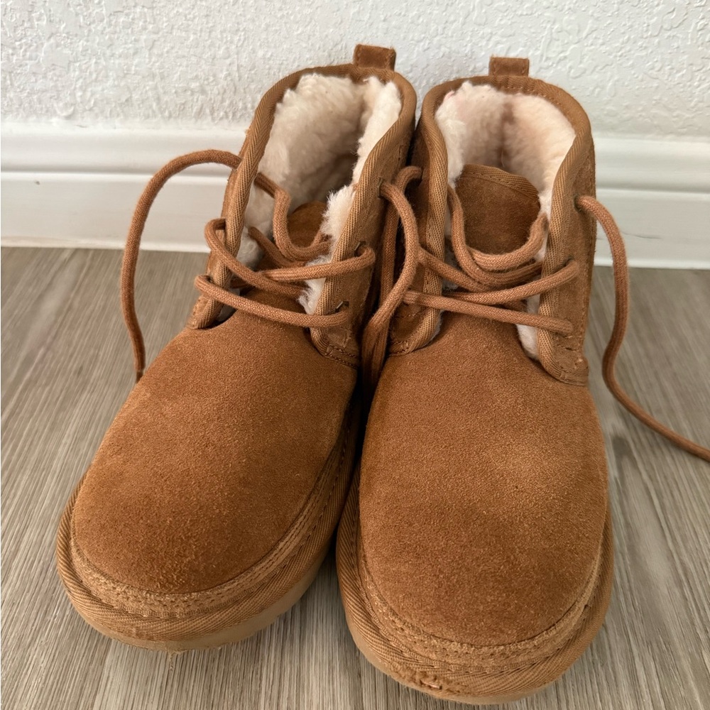 UGG Chestnut Suede Ankle Boots Boys size 5
